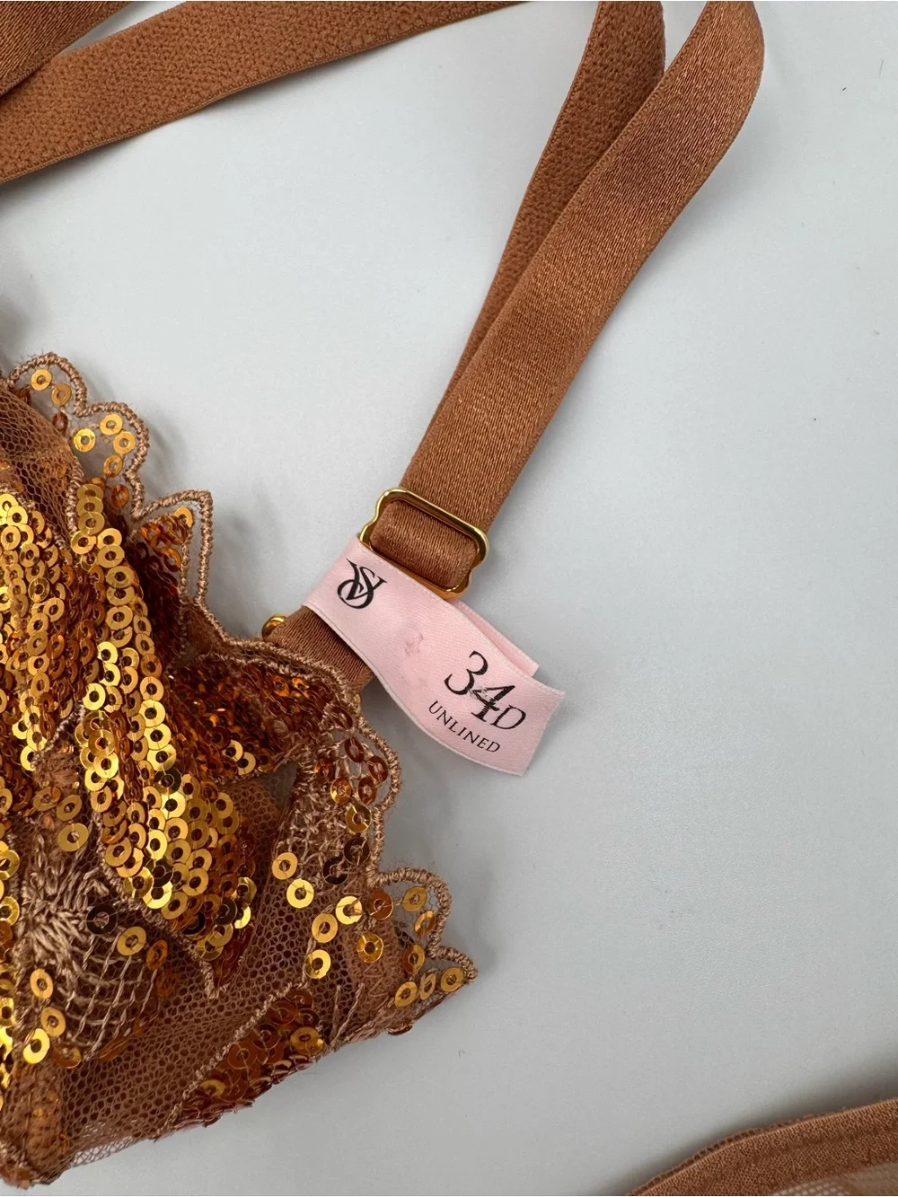NWT Victoria’s Secret Very Sexy Gold Sequin Embroidered Lingerie Set 34D/M